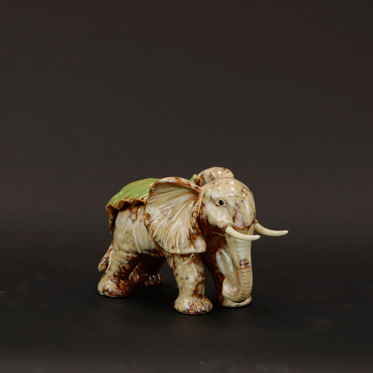 HCHD6623 - Green Ceramic Elephant Trunk Down