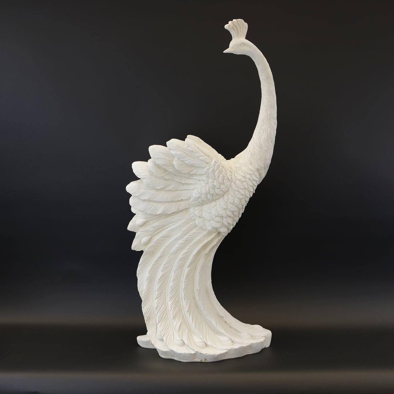 HCHD6832 - Tall Standing Peacock