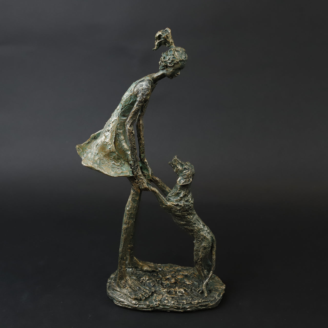 HCHD6863 - Green Girl with Playing Dog