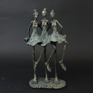 HCHD6864 - Three Green Ballerinas
