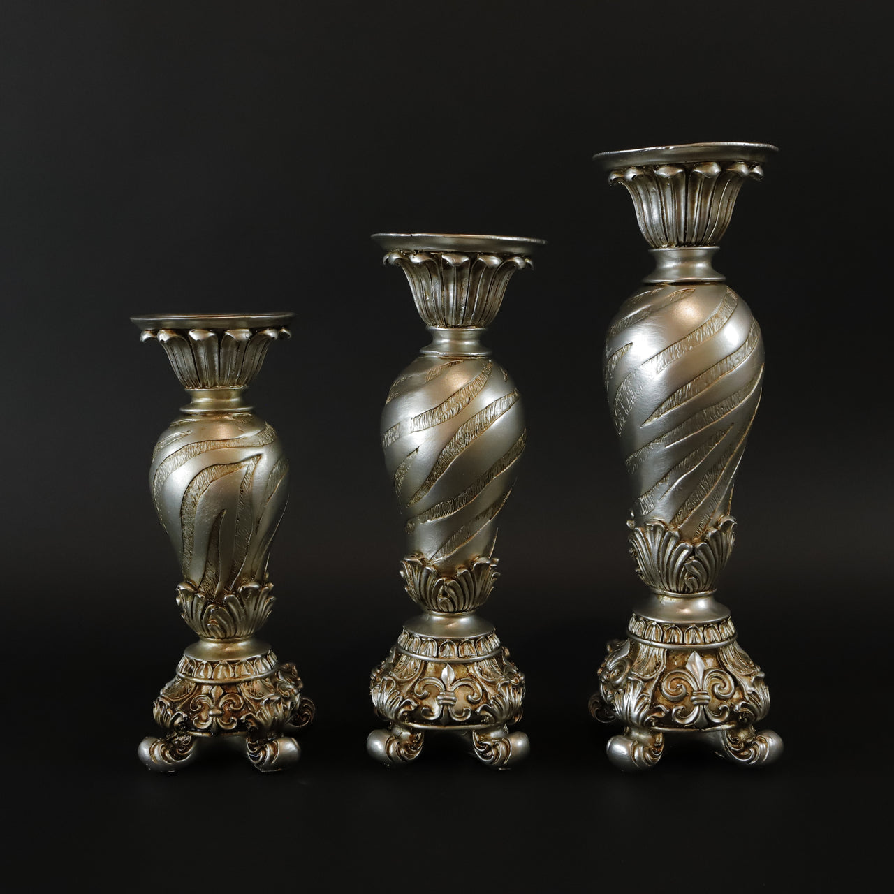 HCHD6867 - S Silver Candleholder