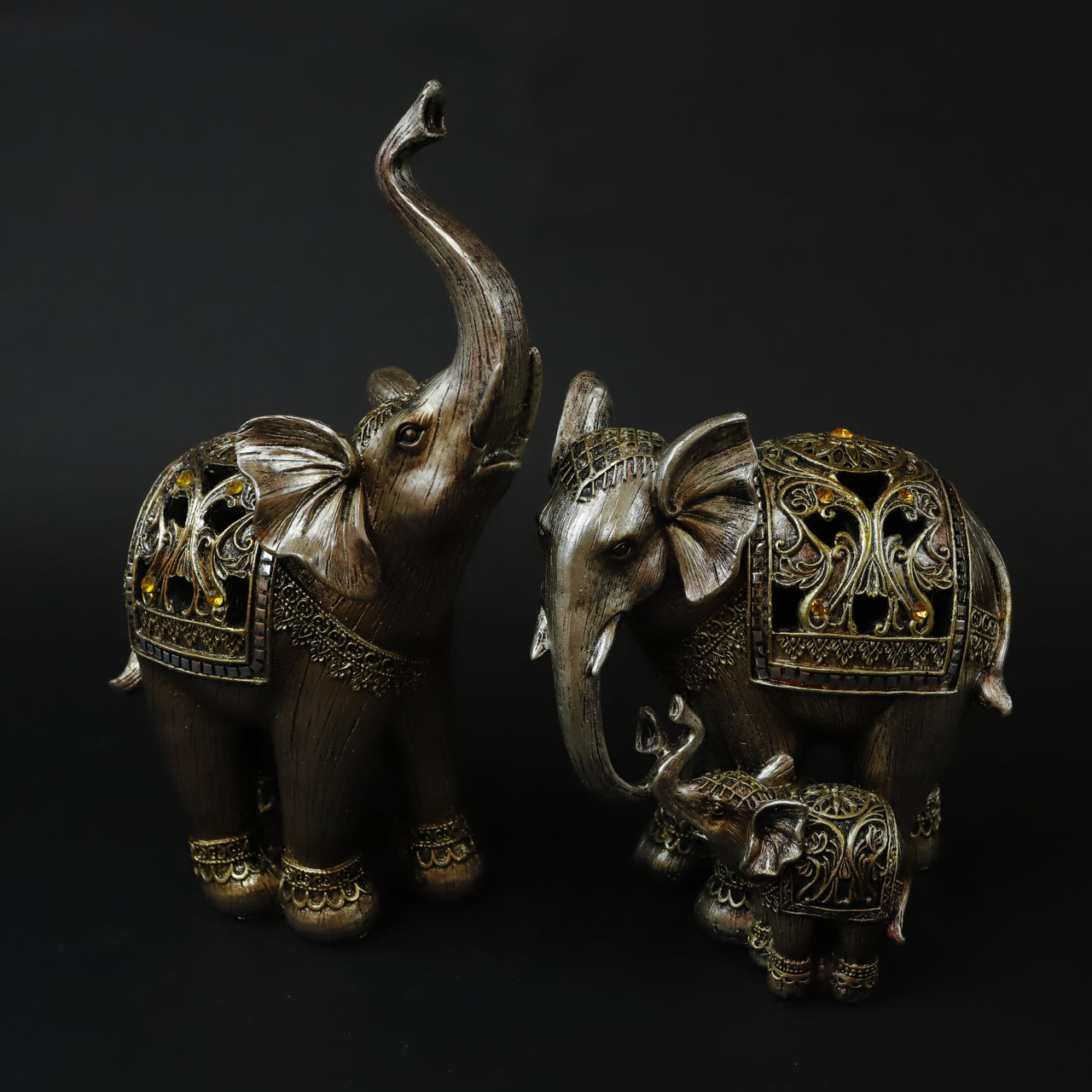 HCHD6903 - Gold/Silver Elephant and Baby