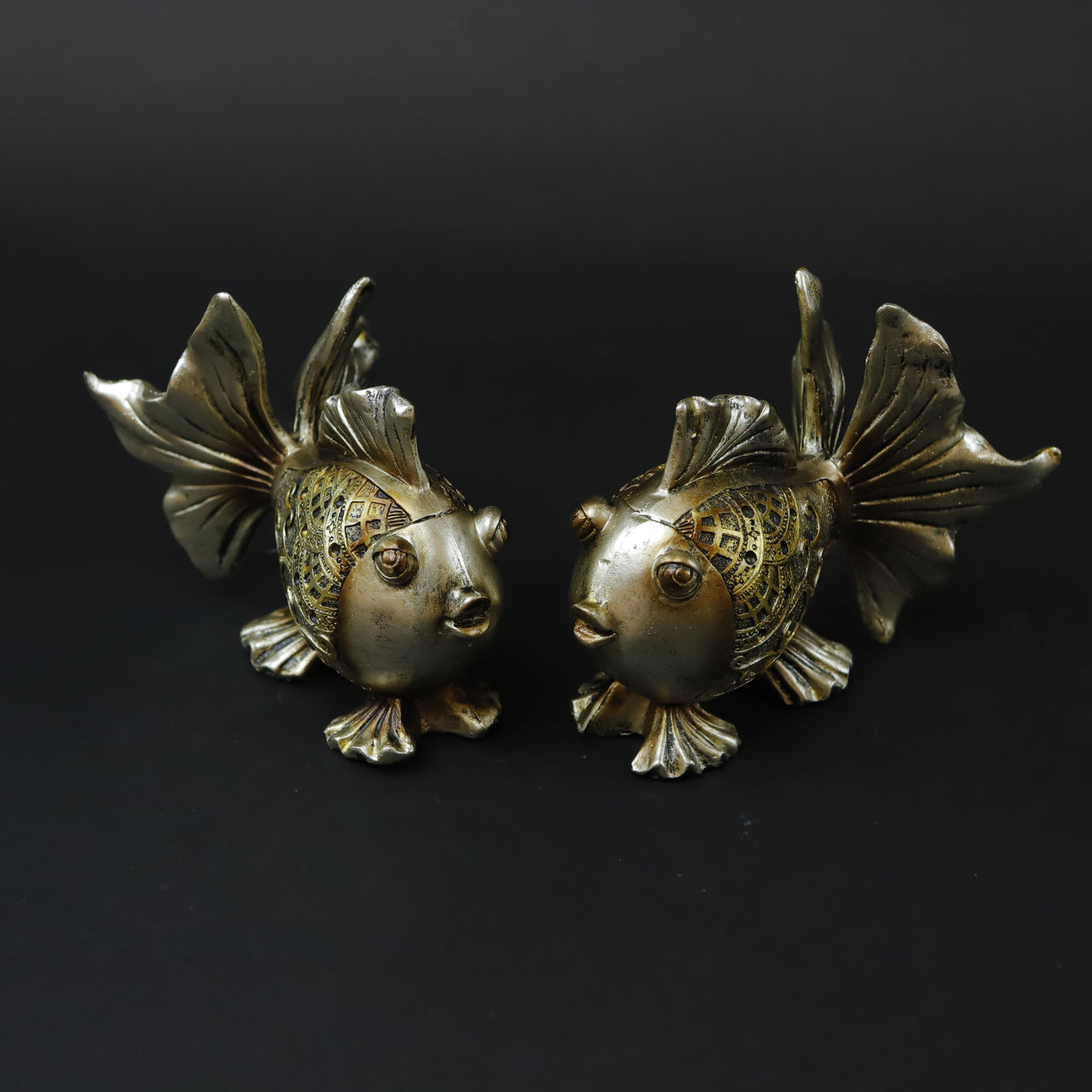 HCHD6906 - Gold Fish