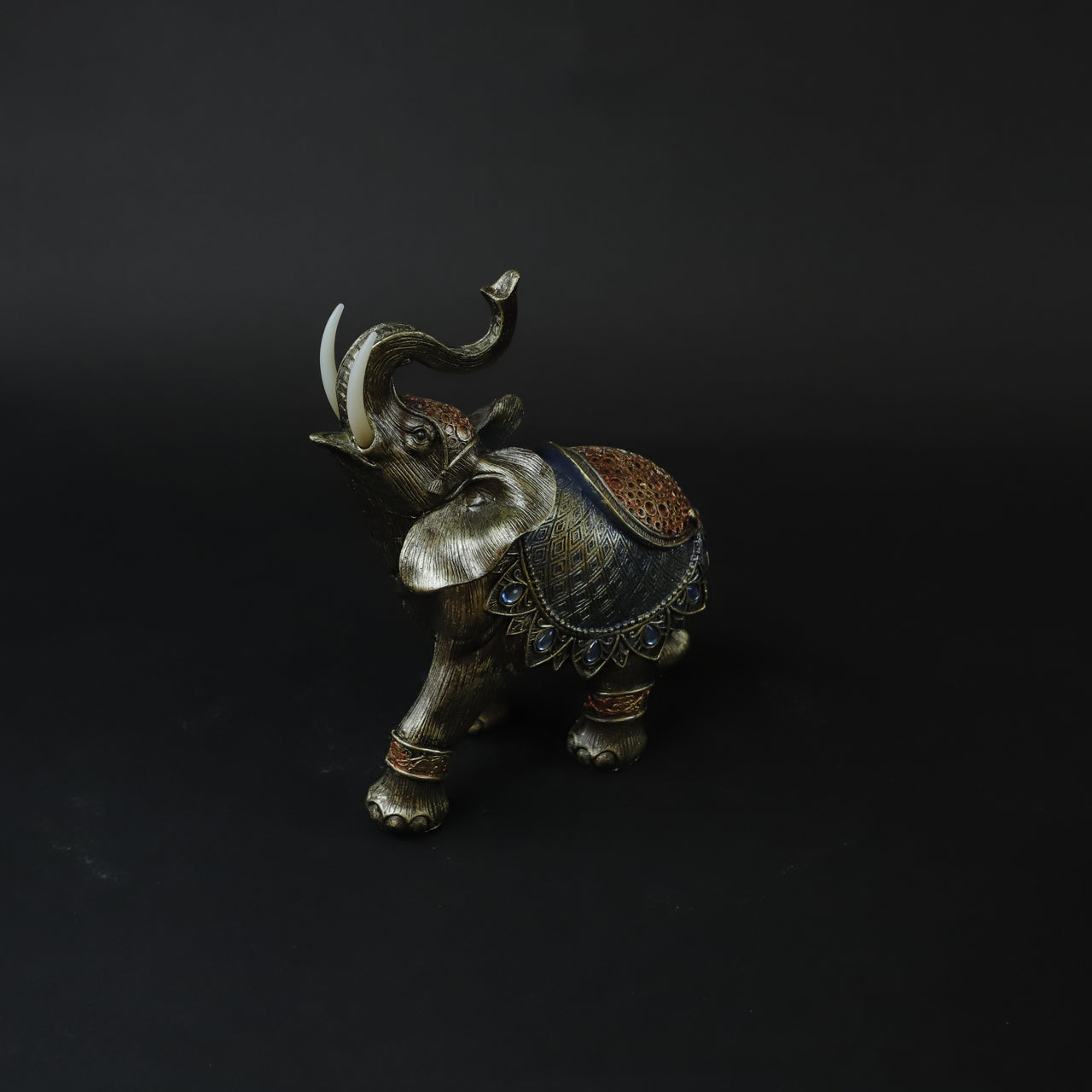 HCHD6925 - L Blue Left Facing Elephant