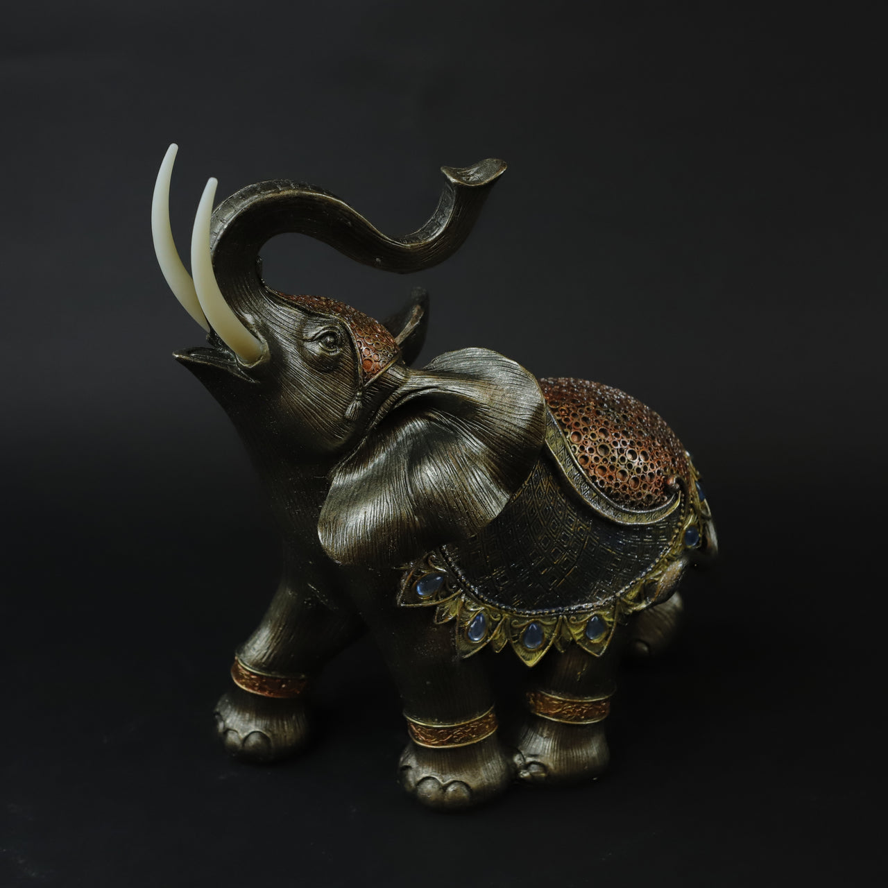 HCHD6928 - XL Blue Right Facing Elephant