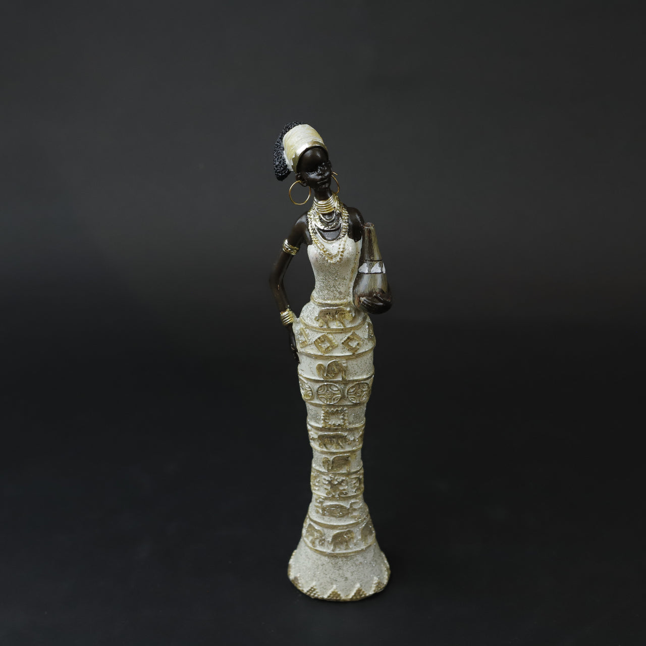 HCHD6943 - Gold Lady Standing #3