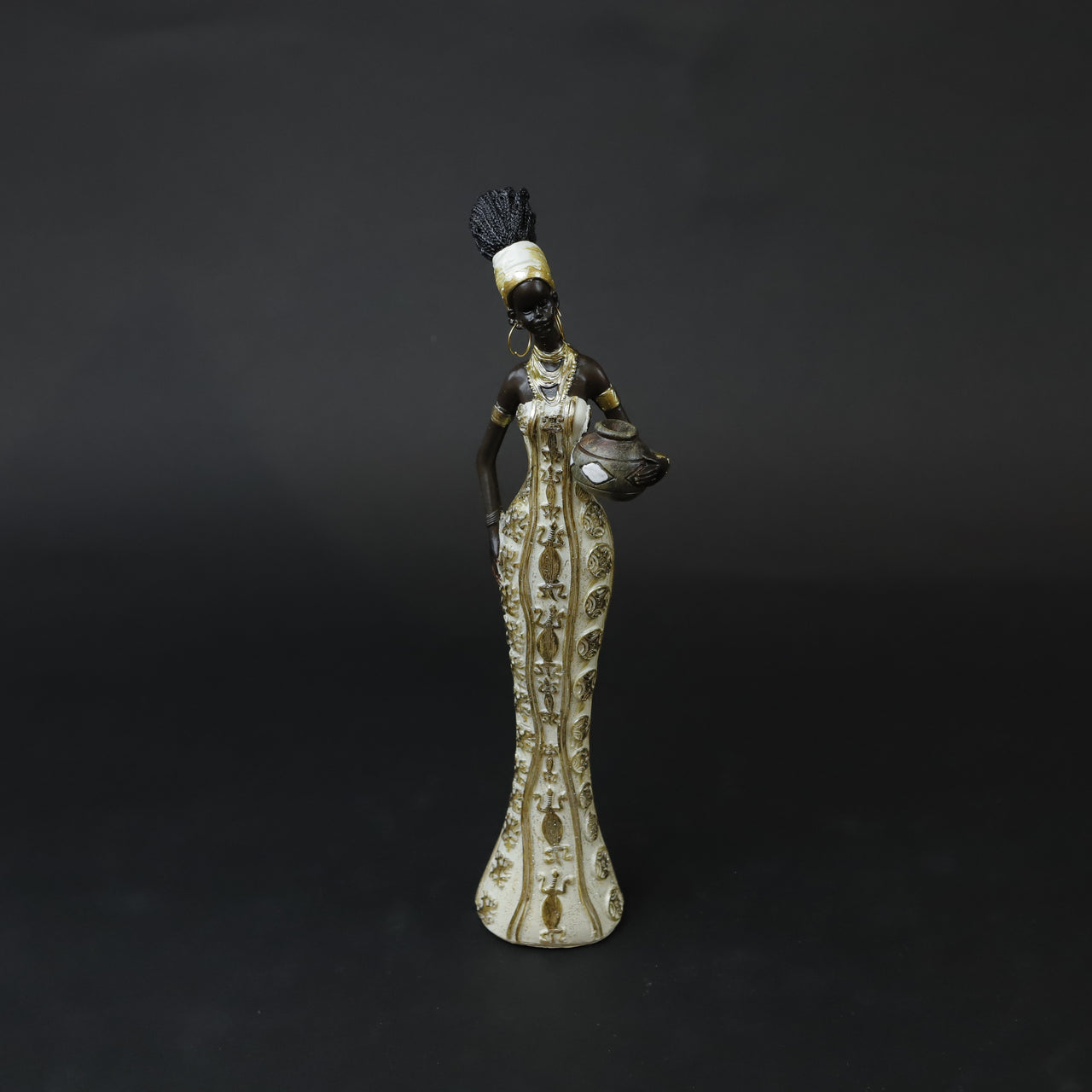 HCHD6944 - Gold Lady Standing #4