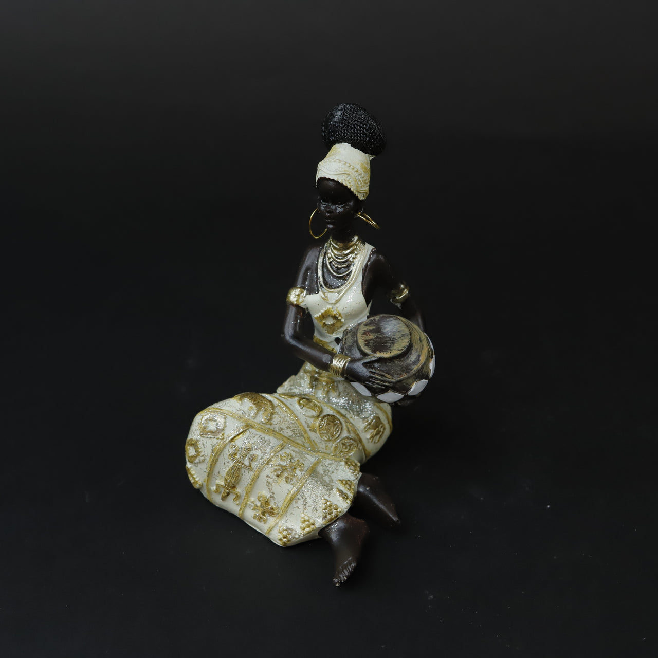 HCHD6945 - Gold Lady Sitting #1