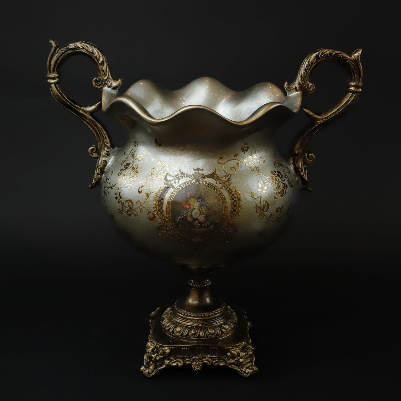 HCHD6968 - Silver Floral Squat Urn