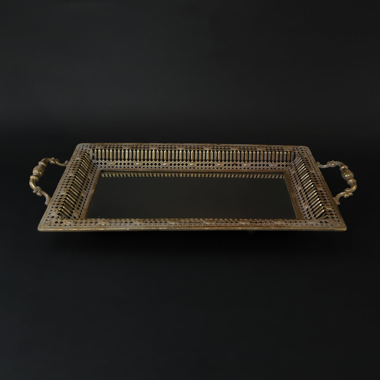 HCHD7226 - M Gold Mirror Tray
