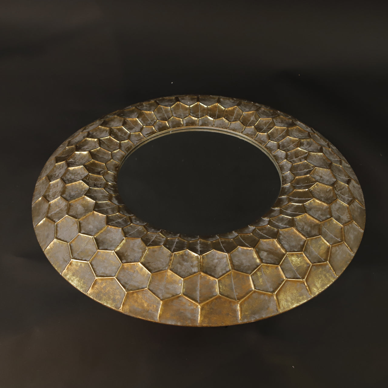 HCHD7307 - L Round Gold Leaf Mirror