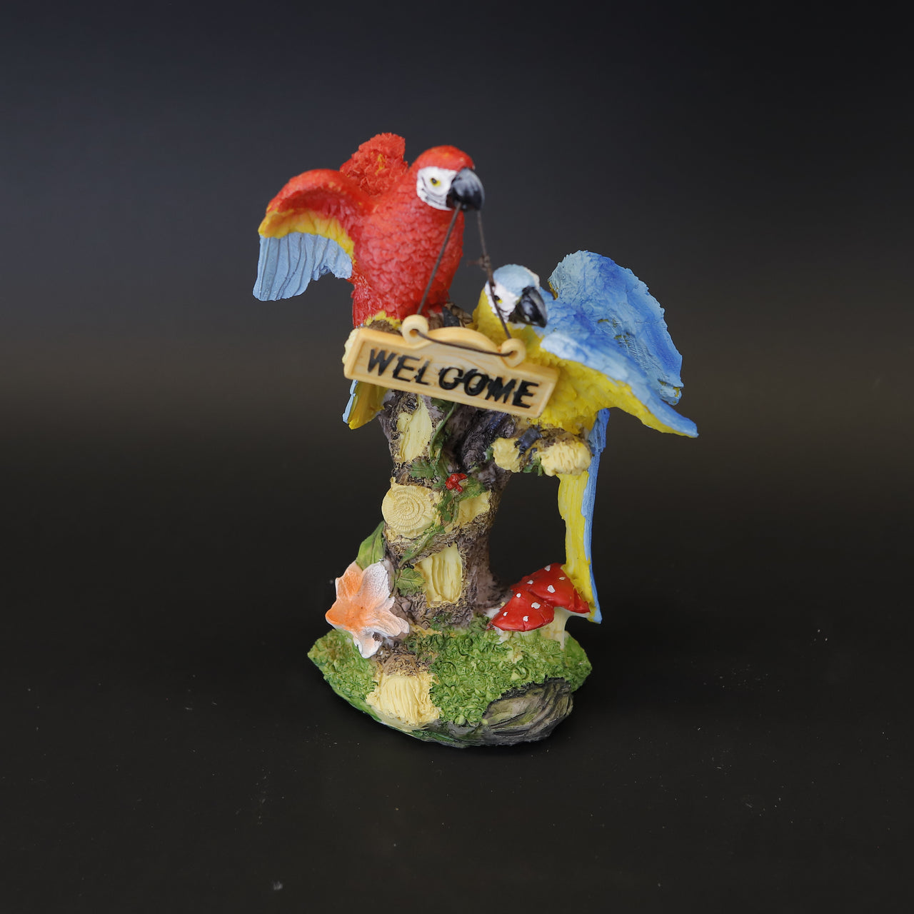 HCHD7578 - Red/Blue Welcome Parrots