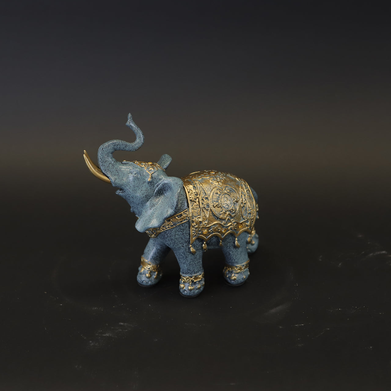 HCHD7787 - S Blue Shiny Elephant