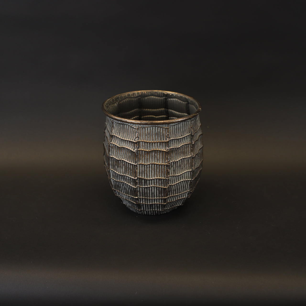HCHD8083 - S Copper Metal Birdcage Pot