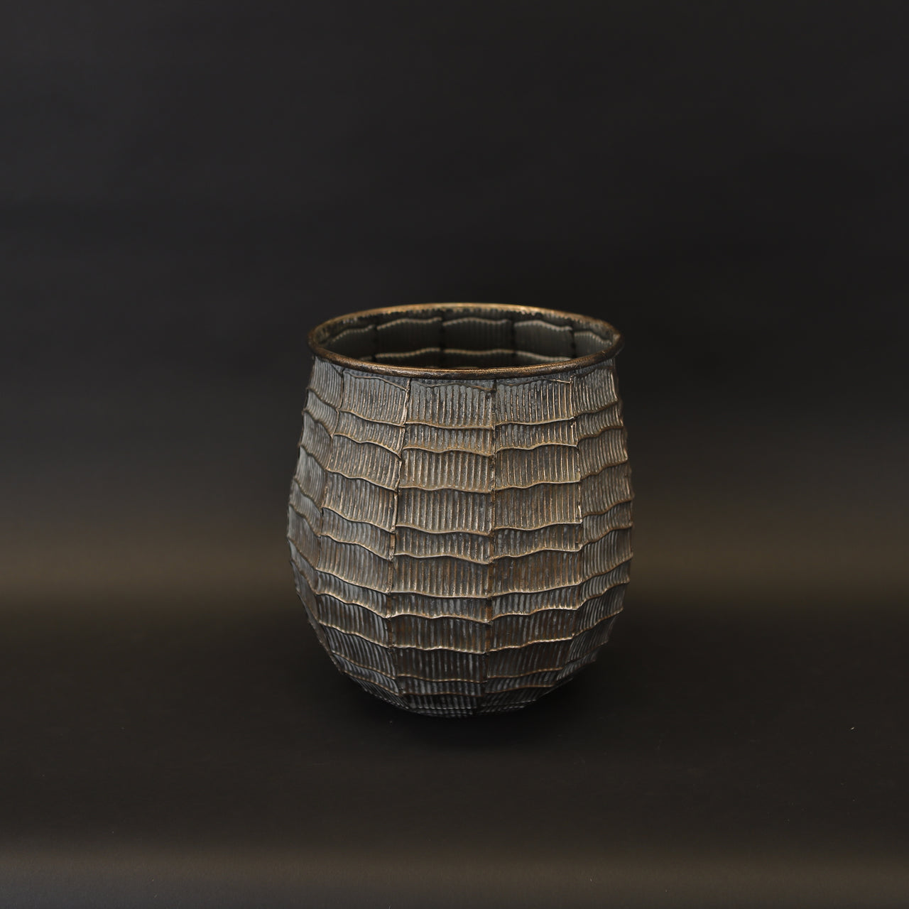 HCHD8084 - L Copper Metal Birdcage Pot