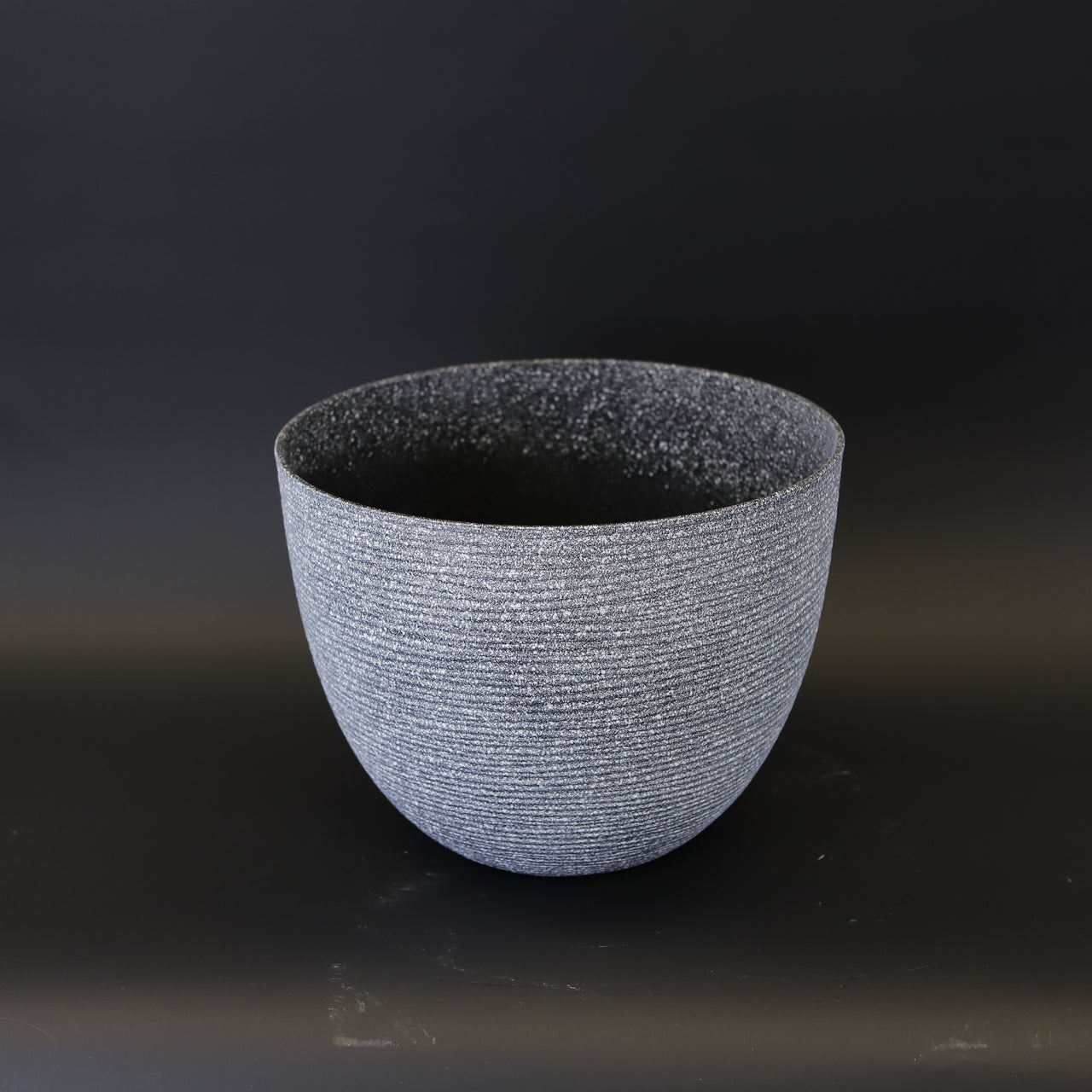 HCHD8116 - Dark Stone Planter Pot - S