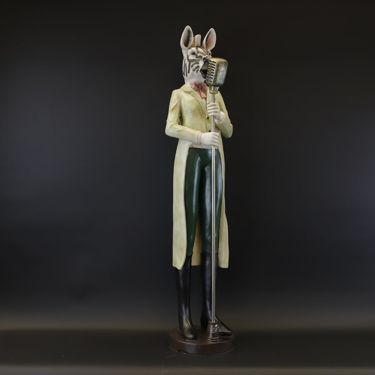 HCHD8241 - Elegant Zebra Singer