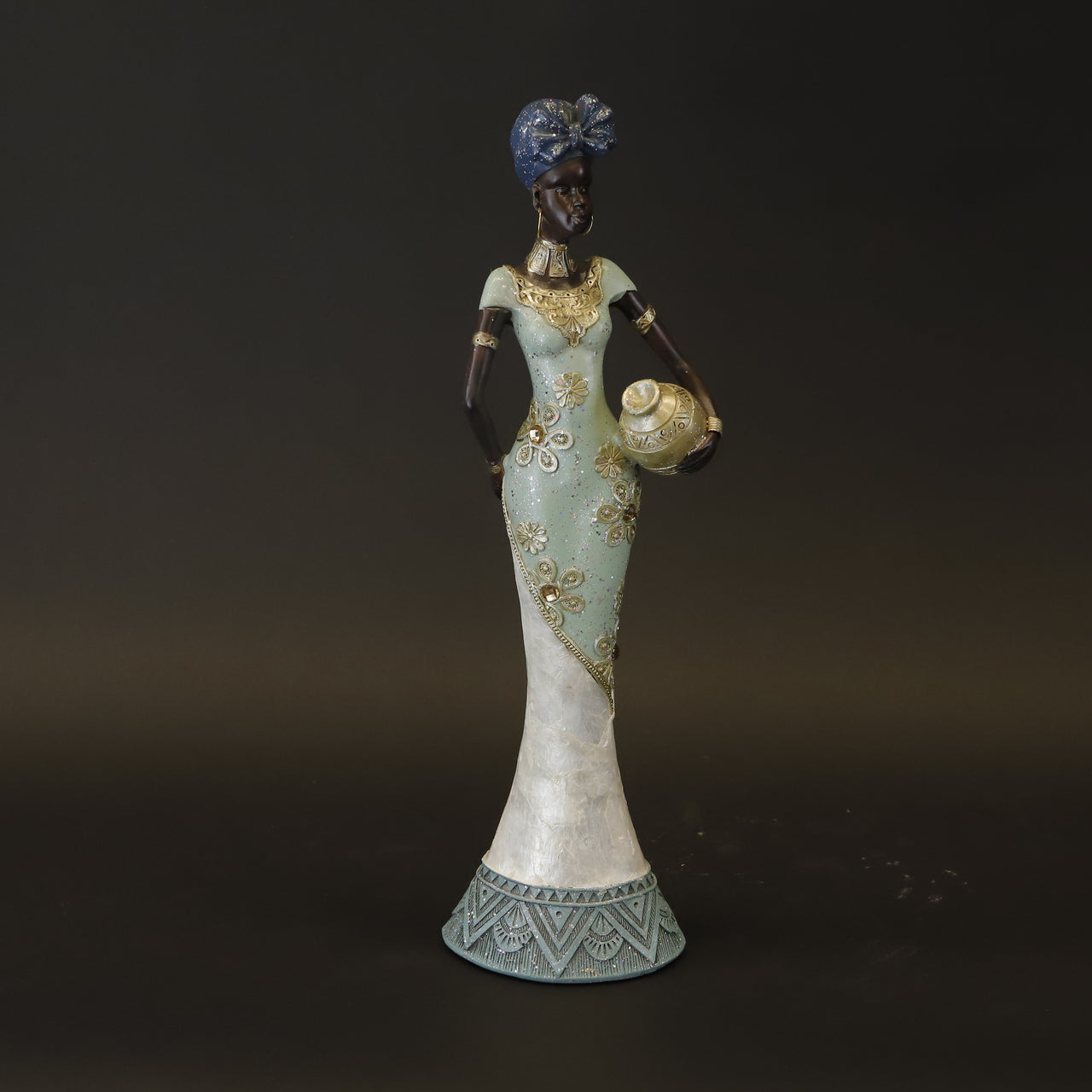 HCHD8252 - Green African Lady Pot Low
