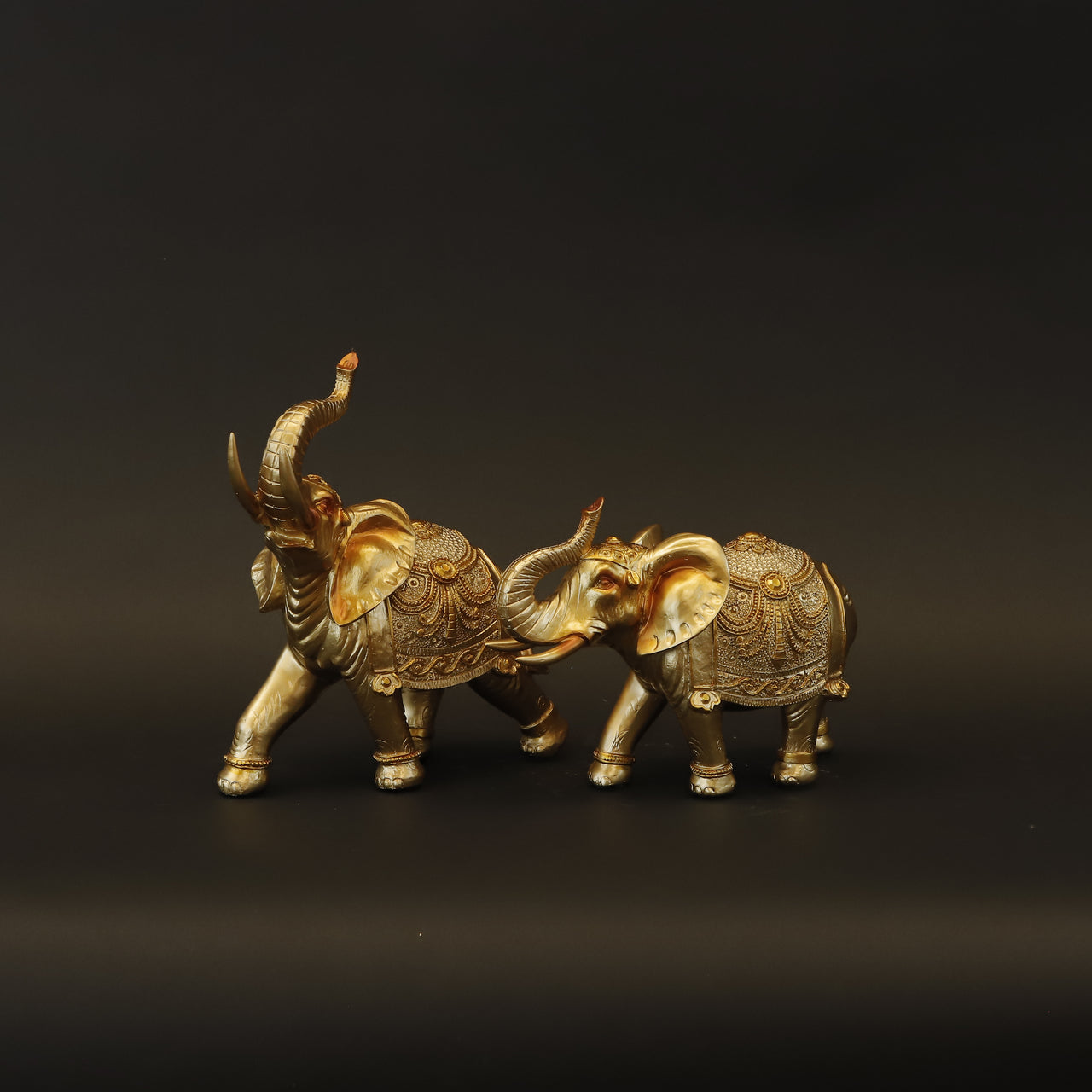 HCHD8292 - Shiny Gold Elephant - Right