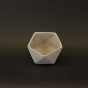 HCHD8315 - S Cream Hexagon Pot