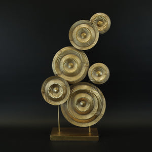 HCHD8465 - Gold Multi Circles on Stand