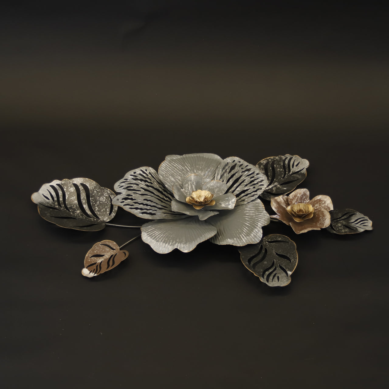HCHD8473 - Pewter Single Flower Wall Art