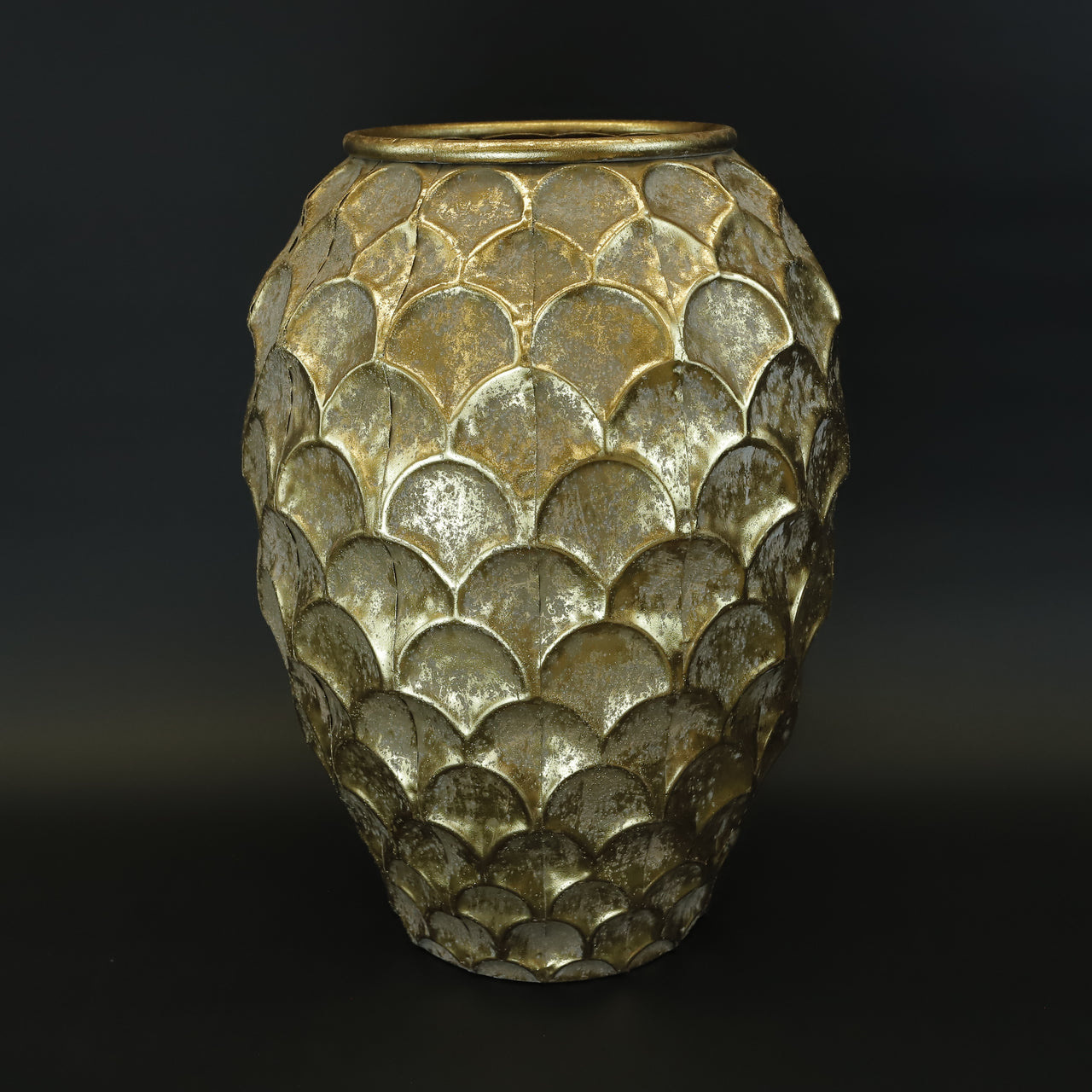 HCHD8476 - Tall Gold Metal Scale Pot