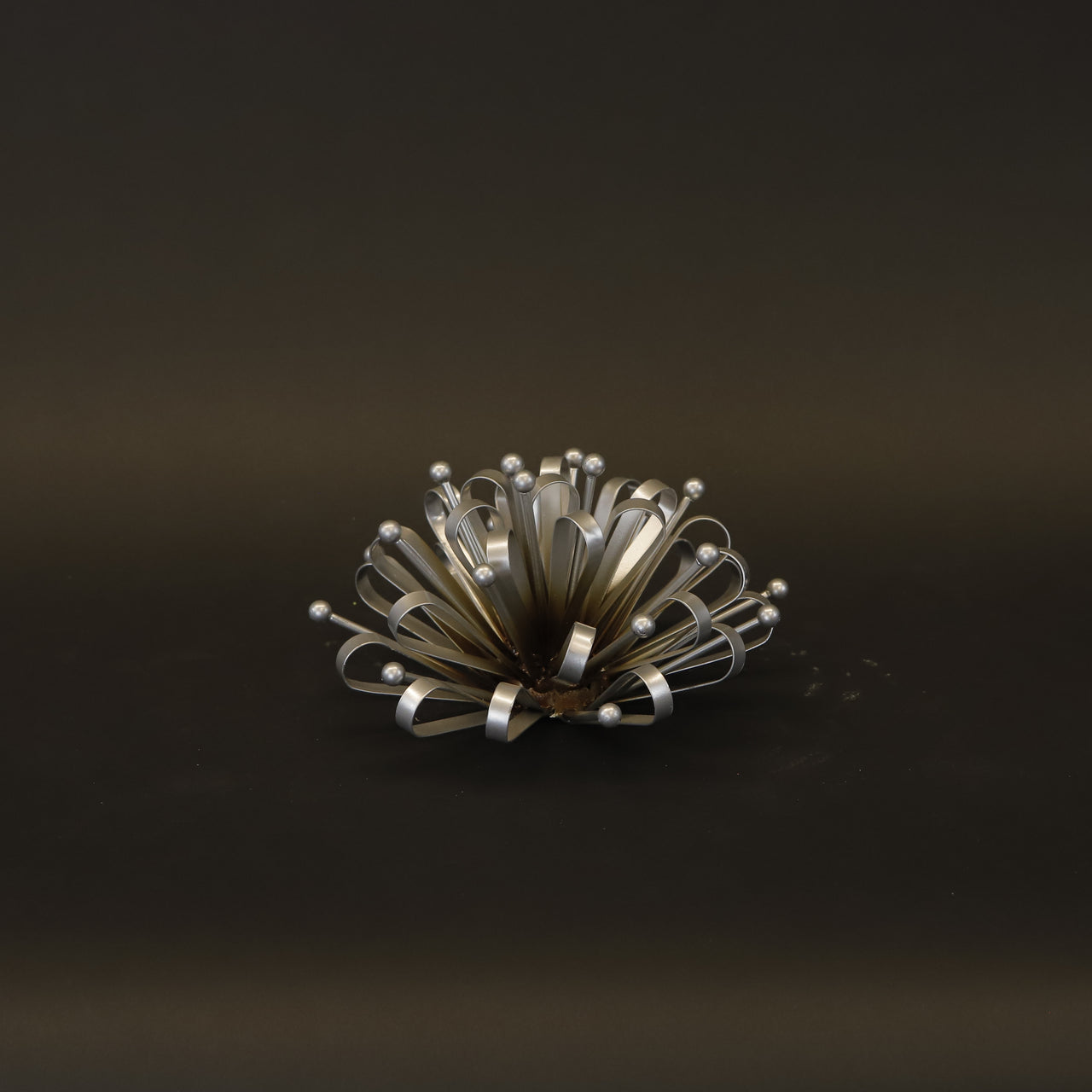 HCHD8512 - S Silver Wall Snowflake