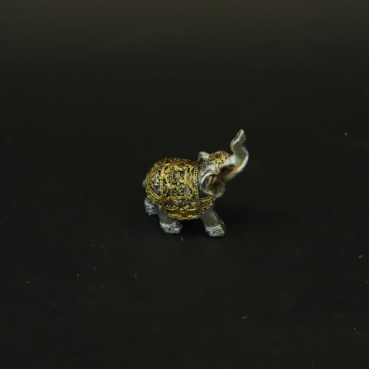HCHD8532 - Gold/Silver Elephant Set 4 of 7
