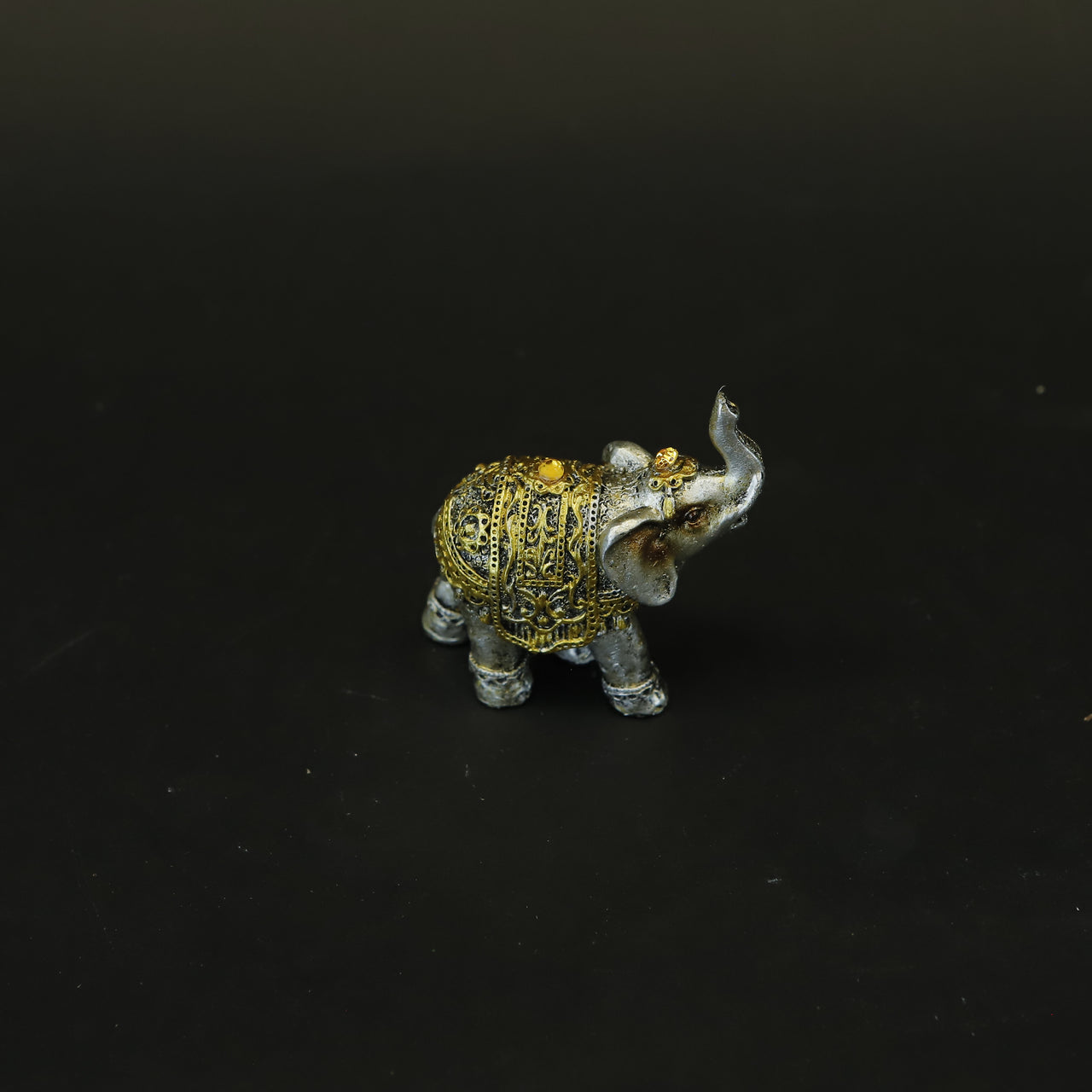 HCHD8533 - Gold/Silver Elephant Set 5 of 7