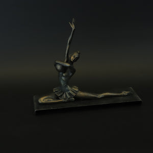 HCHD8552 - Bronze Ballerina Knees Down