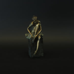HCHD8553 - Bronze Ballerina Knees Up
