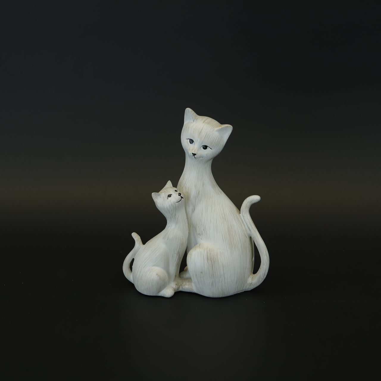 HCHD8566 - Mama & Baby Cat