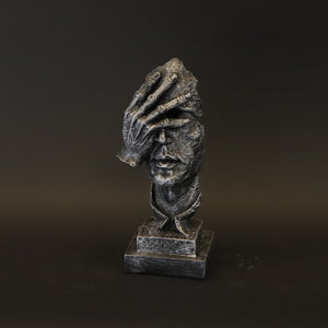 HCHD8724 - Silver See No Evil Man