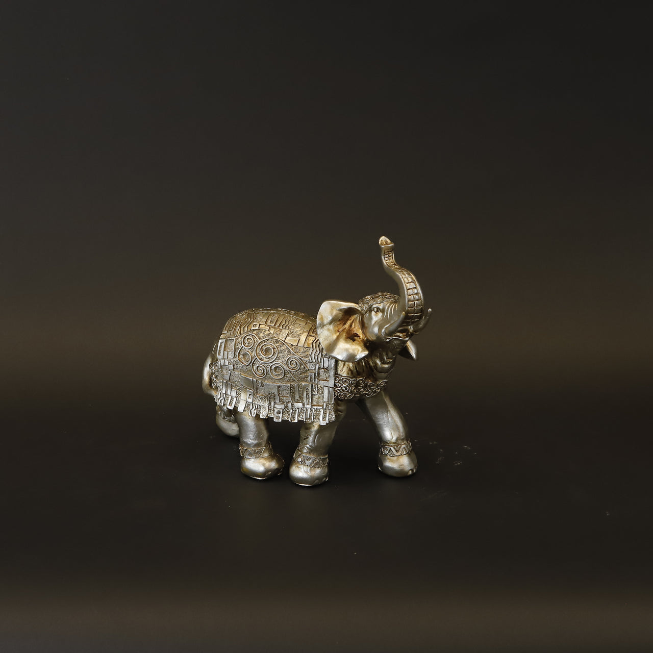 HCHD8729 - Gold Blanketed Elephant - L