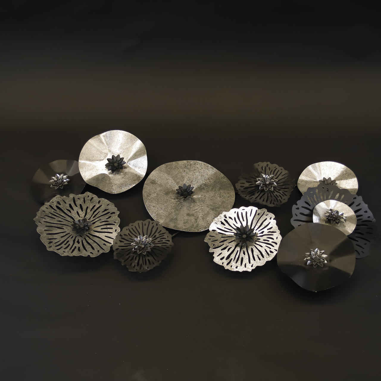 HCHD8782 - Black/Silver Circles Wall Art