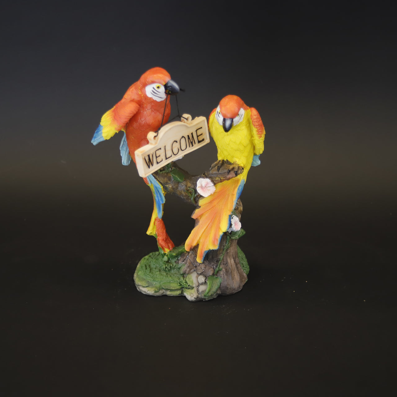 HCHD9092 - Red Welcome Parrots