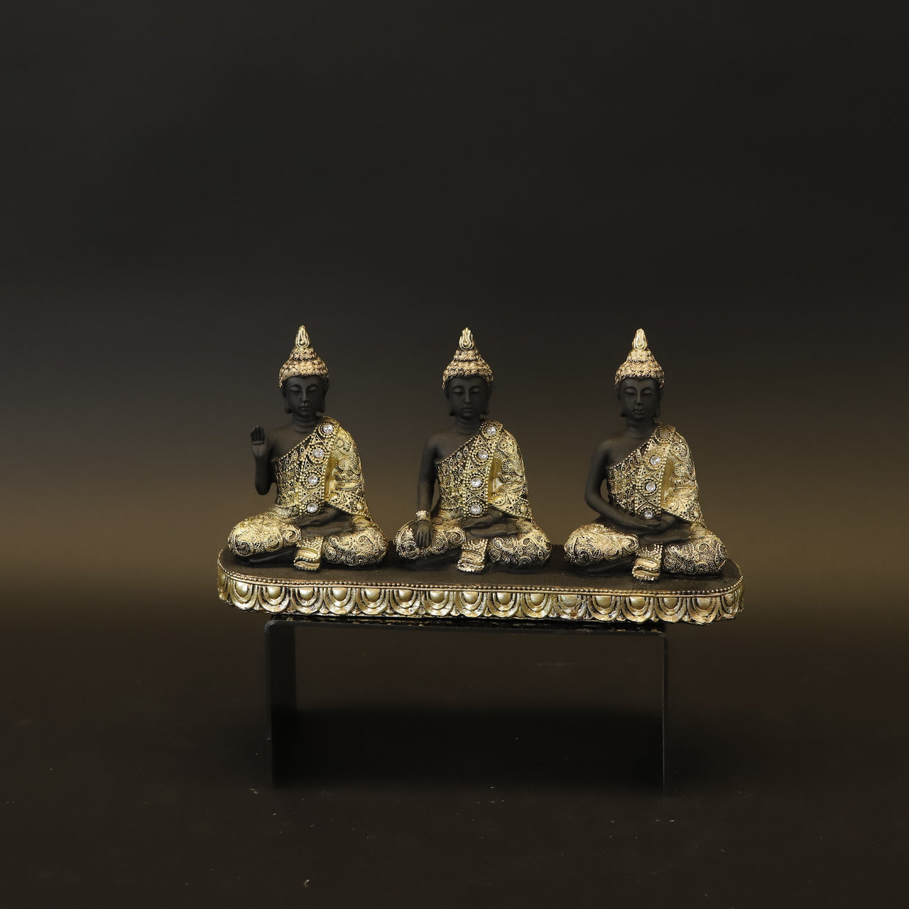 HCHD9097 - Three Peaceful Buddhas on Stand