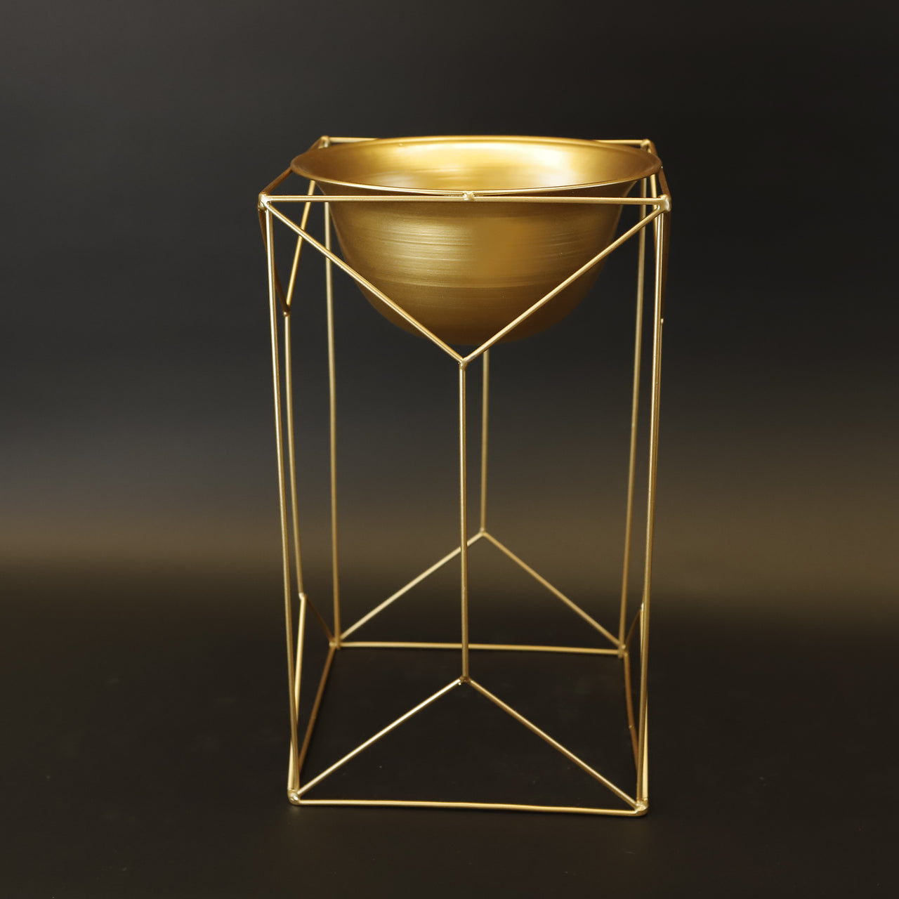 HCHD9183 - L Gold Floral Holder