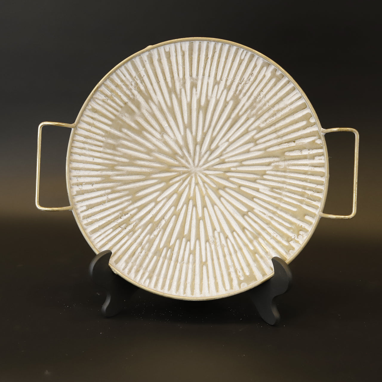 HCHD9188 - L Round Cream Aztec Plate