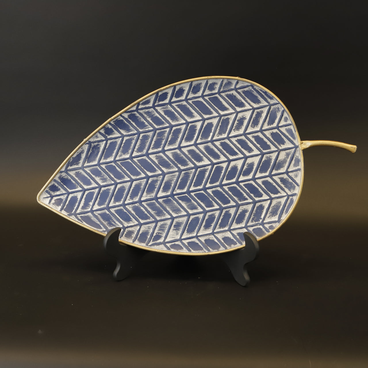 HCHD9191 - L Navy Leaf Plate