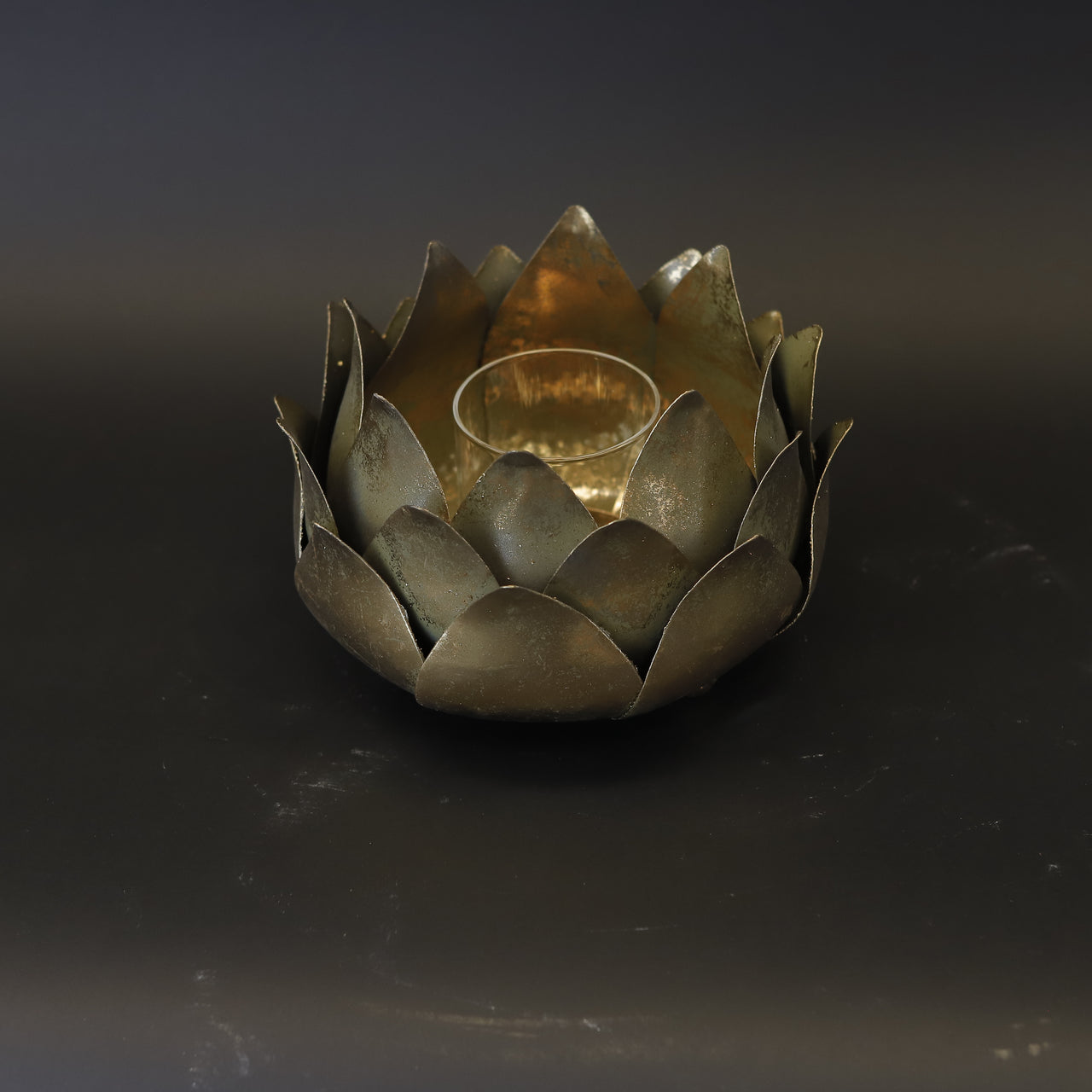 HCHD9211 - L Gold Lotus Candle Holder