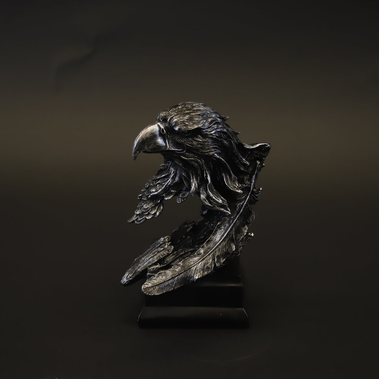 HCHD9564 - Silver Eagle on Base
