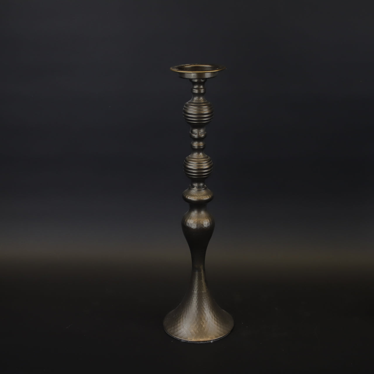 HCHD9748 - M Dark Pewter Candle Holder