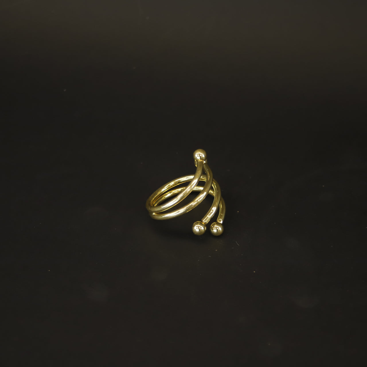HCKE9630 - Gold Twisted Napkin Ring