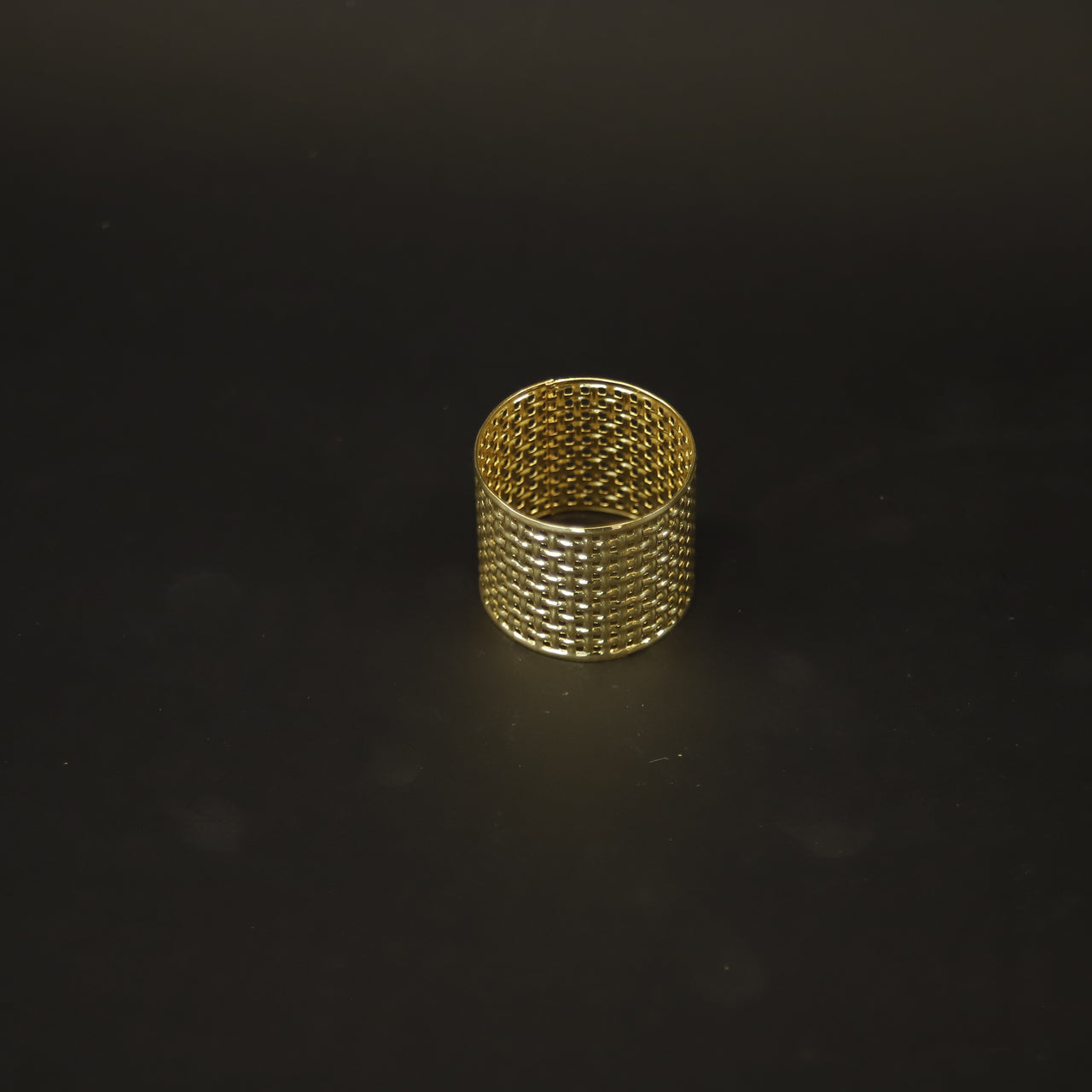 HCKE9632 - Gold Filigree Napkin Ring