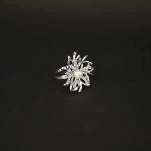 HCKE9635 - Silver Pearl Floral Napkin Ring